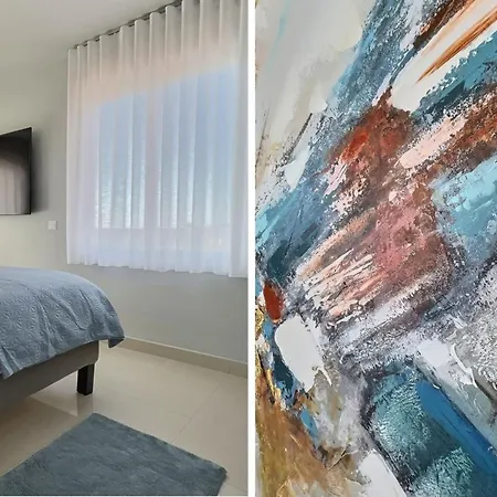 Stunning 2-bedroom Duplex Penthouse In El Paraiso,